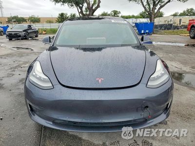 Piąte zdjęcie samochodu w środku: 2018 TESLA MODEL 3 VIN:5YJ3E1EB3JF121137 - miniatura