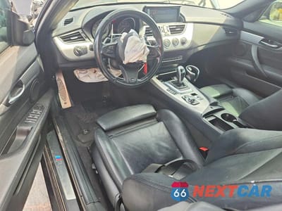 Zdjęcie 8 z 12 samochodu: 2015 BMW Z4 SDRIVE35I VIN:WBALM7C52FJ798874 - miniatura