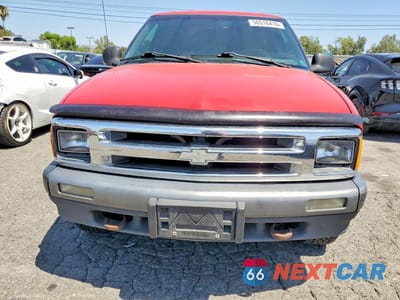 Piąte zdjęcie samochodu w środku: 1995 CHEVROLET BLAZER VIN:1GNCT18W0S2173485 - miniatura