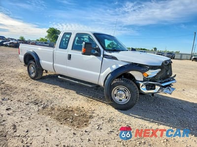 Czwarte zdjęcie samochodu z boku: 2011 FORD F250 SUPER DUTY VIN:1FT7X2B63BEB73122 - miniatura