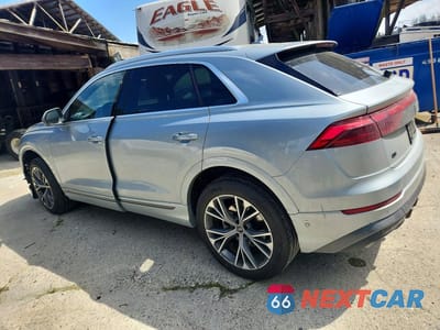 Drugie zdjęcie samochodu z przodu: 2025 AUDI Q8 PROGRESSIV VIN:WA1DVBF16SD036442 - miniatura