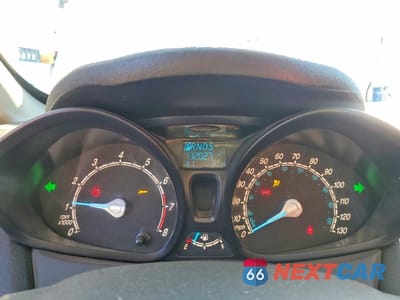Zdjęcie 9 z 12 samochodu: 2015 FORD FIESTA S VIN:3FADP4AJ6FM203756 - miniatura