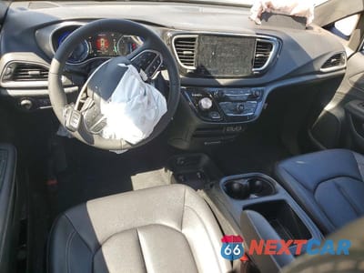 Zdjęcie 8 z 12 samochodu: 2025 CHRYSLER PACIFICA SELECT VIN:2C4RC1BGXSR614528 - miniatura