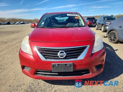 Piąte zdjęcie samochodu w środku: 2013 NISSAN VERSA 1.6 S VIN:3N1CN7AP5DL875427 - miniatura