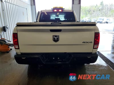 Zdjęcie 6 z 12 samochodu: 2023 RAM 1500 CLASSIC TRADESMAN VIN:1C6RR7FG7PS531941 - miniatura