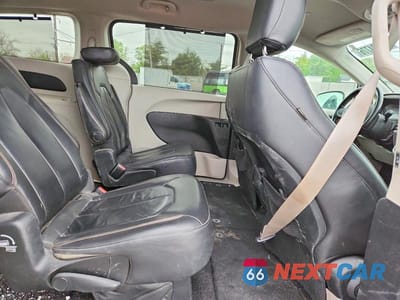 Zdjęcie 11 z 13 samochodu: 2017 CHRYSLER PACIFICA TOURING L VIN:2C4RC1BG6HR739745 - miniatura