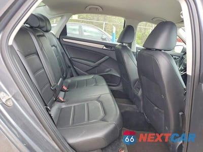 Zdjęcie 10 z 12 samochodu: 2015 VOLKSWAGEN PASSAT S VIN:1VWAT7A36FC112271 - miniatura