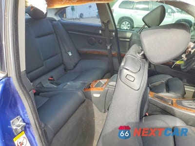 Zdjęcie 10 z 12 samochodu: 2007 BMW 335 I VIN:WBAWB73507P031154 - miniatura