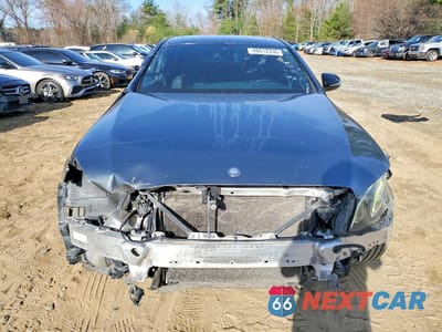 Piąte zdjęcie samochodu w środku: 2017 MERCEDES-BENZ E 43 4MATIC AMG VIN:WDDZF6EB2HA186218 - miniatura