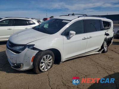2019 CHRYSLER PACIFICA TOURING L 2C4RC1BG3KR539803 - główne zdjęcie licytacji z USA - miniatura