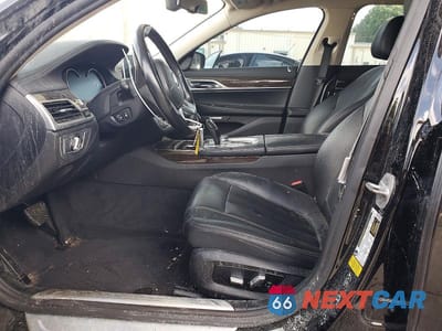 Zdjęcie 7 z 12 samochodu: 2018 BMW 740 I VIN:WBA7E2C51JG742478 - miniatura