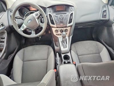 Zdjęcie 8 z 12 samochodu: 2014 FORD FOCUS SE VIN:1FADP3F26EL293437 - miniatura