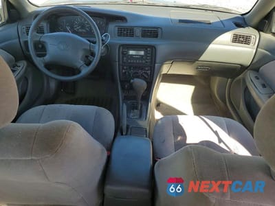 Zdjęcie 8 z 12 samochodu: 1999 TOYOTA CAMRY LE VIN:4T1BG22K8XU481287 - miniatura