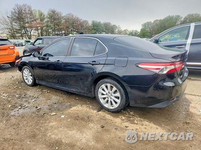 Drugie zdjęcie samochodu z przodu: 2018 TOYOTA CAMRY LE VIN:4T1B11HK6JU562444 - miniatura