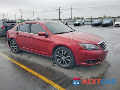 Czwarte zdjęcie samochodu z boku: 2012 CHRYSLER 200 S VIN:1C3CCBHG7CN210298 - miniatura