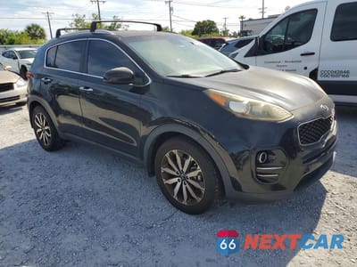 Czwarte zdjęcie samochodu z boku: 2017 KIA SPORTAGE EX VIN:KNDPN3AC2H7214775 - miniatura