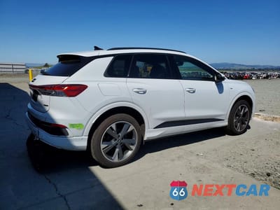 Trzecie zdjęcie samochodu z tyłu: 2023 AUDI Q4 E-TRON PREMIUM PLUS VIN:WA1L2BFZ9PP044454 - miniatura