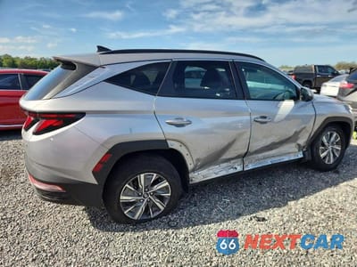 Trzecie zdjęcie samochodu z tyłu: 2024 HYUNDAI TUCSON BLUE VIN:KM8JBCD17RU197799 - miniatura