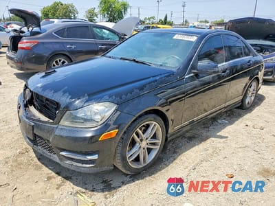 2014 MERCEDES-BENZ C 250 WDDGF4HB3EG249441 - główne zdjęcie licytacji z USA - miniatura