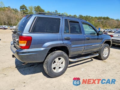 Trzecie zdjęcie samochodu z tyłu: 2004 JEEP GRAND CHEROKEE LAREDO VIN:1J4GW48SX4C176546 - miniatura