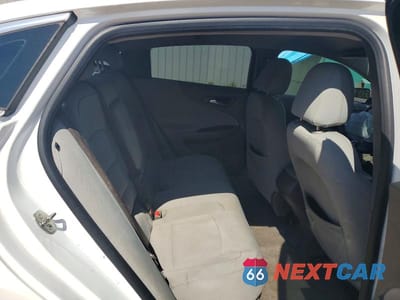 Zdjęcie 10 z 12 samochodu: 2017 CHEVROLET MALIBU LS VIN:1G1ZC5ST8HF246895 - miniatura