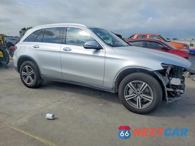 Czwarte zdjęcie samochodu z boku: 2020 MERCEDES-BENZ GLC 300 VIN:WDC0G8DB8LF727338 - miniatura