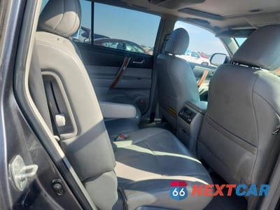 Zdjęcie 11 z 12 samochodu: 2010 TOYOTA HIGHLANDER LIMITED VIN:5TDDK3EH3AS037313 - miniatura