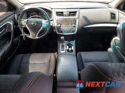 Zdjęcie 8 z 12 samochodu: 2016 NISSAN ALTIMA 2.5 S VIN:1N4AL3AP0GN369193 - miniatura