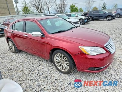 Czwarte zdjęcie samochodu z boku: 2013 CHRYSLER 200 LIMITED VIN:1C3CCBCG9DN726865 - miniatura