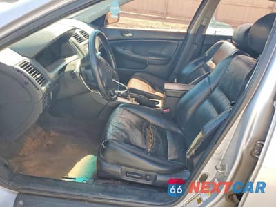 Zdjęcie 7 z 12 samochodu: 2005 HONDA ACCORD EX VIN:1HGCM668X5A053437 - miniatura