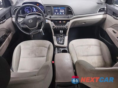 Zdjęcie 8 z 11 samochodu: 2017 HYUNDAI ELANTRA SE VIN:KMHD84LF6HU154441 - miniatura