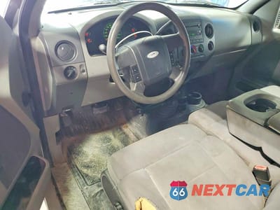 Zdjęcie 8 z 12 samochodu: 2005 FORD F150 VIN:1FTRX14W25FA26241 - miniatura