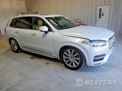 Czwarte zdjęcie samochodu z boku: 2017 VOLVO XC90 T6 VIN:YV4A22PL1H1152463 - miniatura
