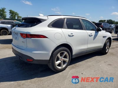 Trzecie zdjęcie samochodu z tyłu: 2017 JAGUAR F-PACE PREMIUM VIN:SADCJ2BV4HA067080 - miniatura