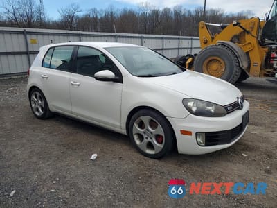 Czwarte zdjęcie samochodu z boku: 2010 VOLKSWAGEN GTI VIN:WVWHD7AJXAW151885 - miniatura