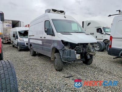 Czwarte zdjęcie samochodu z boku: 2019 MERCEDES BENZ SPRINTER 2500 VIN:W1W4EBVY6KT016920 - miniatura