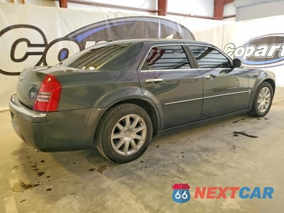 Trzecie zdjęcie samochodu z tyłu: 2007 CHRYSLER 300C VIN:2C3KA63H47H882083 - miniatura