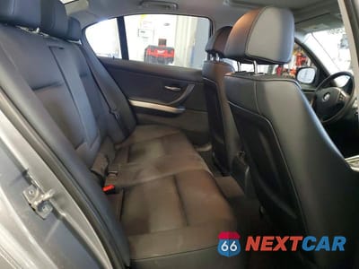 Zdjęcie 10 z 12 samochodu: 2011 BMW 323 I VIN:WBAPG7C53BA795470 - miniatura