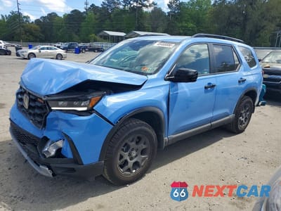 2025 HONDA PILOT TRAILSPORT 5FNYG1H68SB187134 - główne zdjęcie licytacji z USA - miniatura