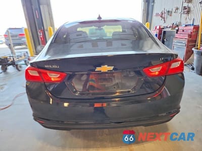 Zdjęcie 6 z 12 samochodu: 2018 CHEVROLET MALIBU LT VIN:1G1ZD5ST1JF226989 - miniatura