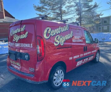 Czwarte zdjęcie samochodu z boku: 2016 RAM PROMASTER CITY SLT VIN:ZFBERFBTXG6B23064 - miniatura