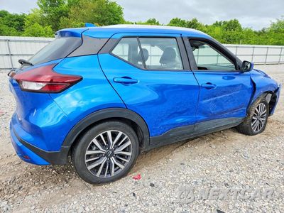 Trzecie zdjęcie samochodu z tyłu: 2022 NISSAN KICKS SV VIN:3N1CP5CV4NL521619 - miniatura