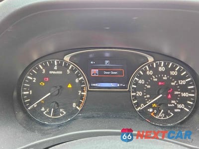 Zdjęcie 8 z 12 samochodu: 2019 NISSAN PATHFINDER SL VIN:5N1DR2MN2KC642550 - miniatura