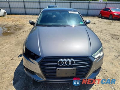 Piąte zdjęcie samochodu w środku: 2020 AUDI A3 PREMIUM VIN:WAUAUGFF9LA104396 - miniatura