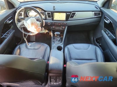 Zdjęcie 8 z 12 samochodu: 2017 KIA NIRO TOURING VIN:KNDCE3LC9H5038072 - miniatura