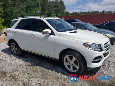 Czwarte zdjęcie samochodu z boku: 2017 MERCEDES-BENZ GLE 350 4MATIC VIN:4JGDA5HB6HA884688 - miniatura