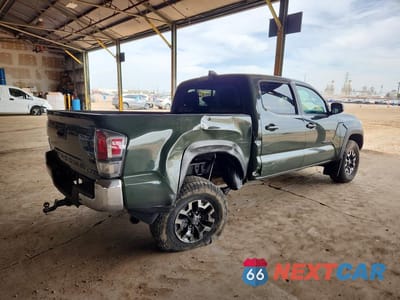 Trzecie zdjęcie samochodu z tyłu: 2021 TOYOTA TACOMA TRD OFF-ROAD VIN:3TMCZ5AN8MM444255 - miniatura