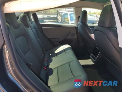 Zdjęcie 10 z 12 samochodu: 2024 TESLA MODEL 3 VIN:5YJ3E1EA4RF726786 - miniatura