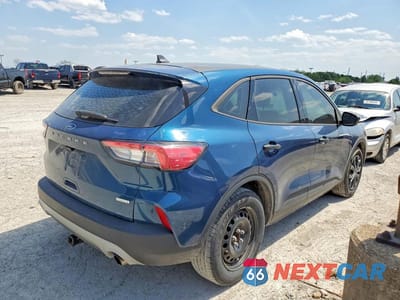 Trzecie zdjęcie samochodu z tyłu: 2020 FORD ESCAPE S VIN:1FMCU0F68LUB97893 - miniatura
