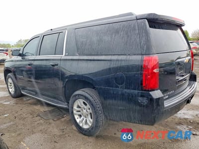 Drugie zdjęcie samochodu z przodu: 2018 CHEVROLET SUBURBAN K1500 LT VIN:1GNSKHKC5JR334716 - miniatura